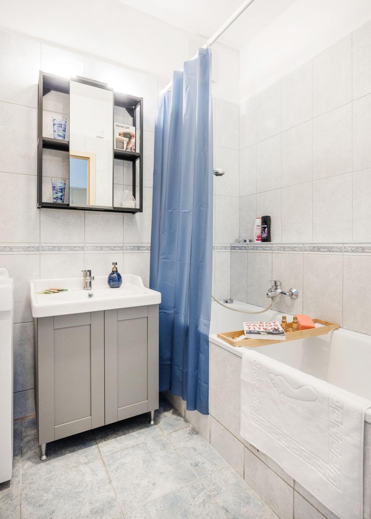 Modern Two-Bedroom Apartment With Free Parking Будапеща Екстериор снимка