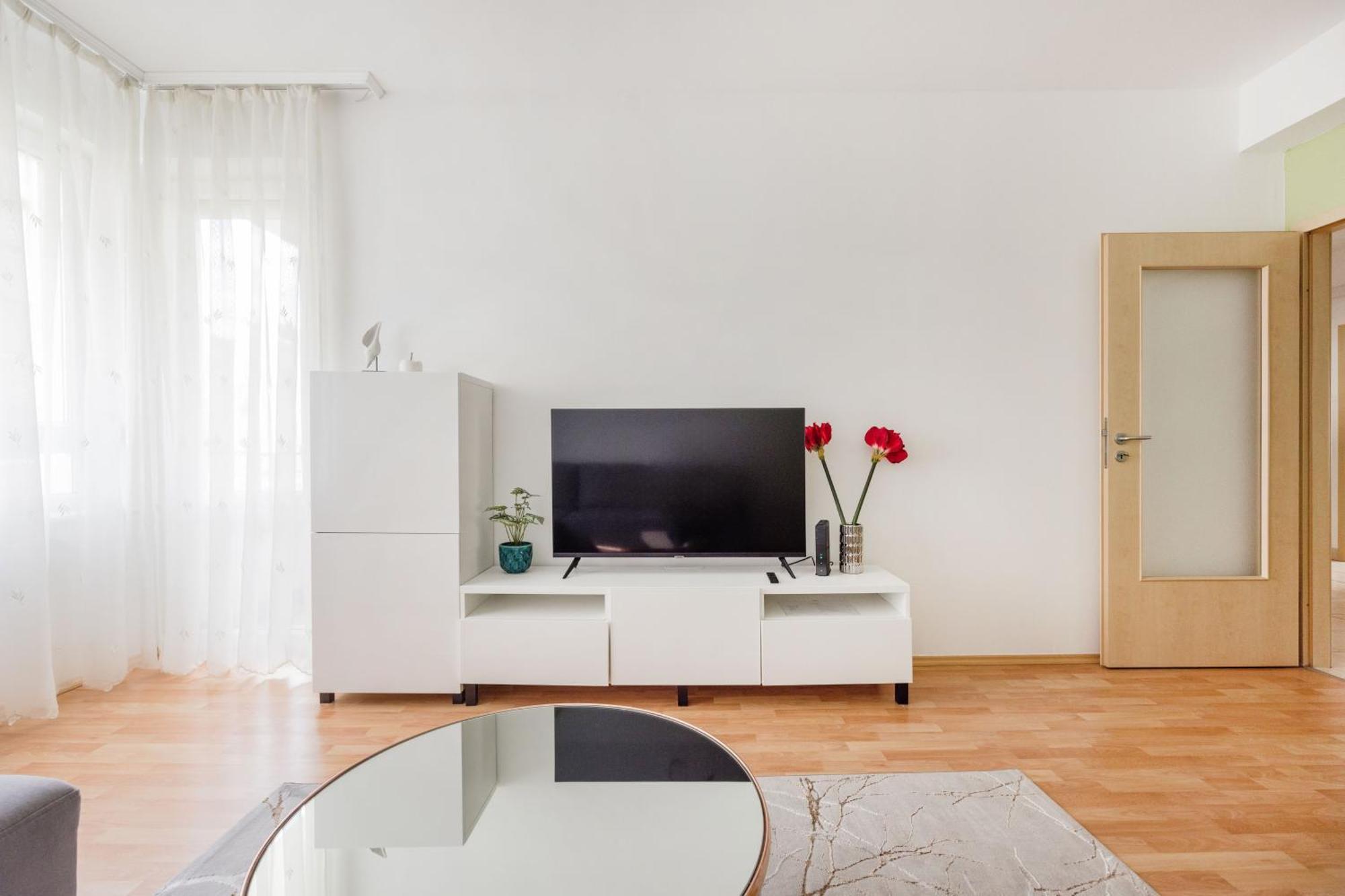 Modern Two-Bedroom Apartment With Free Parking Будапеща Екстериор снимка